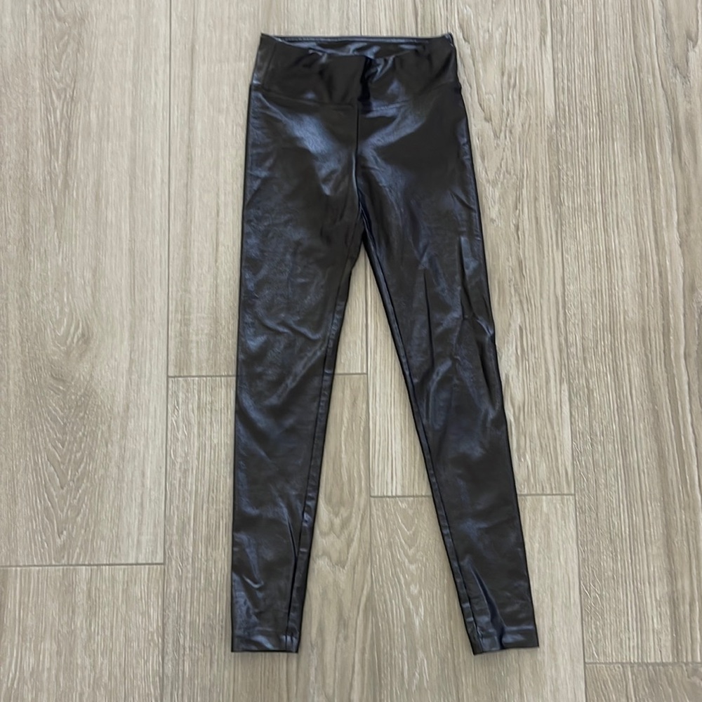 Koral XS Girls Metallic Grey Leggings